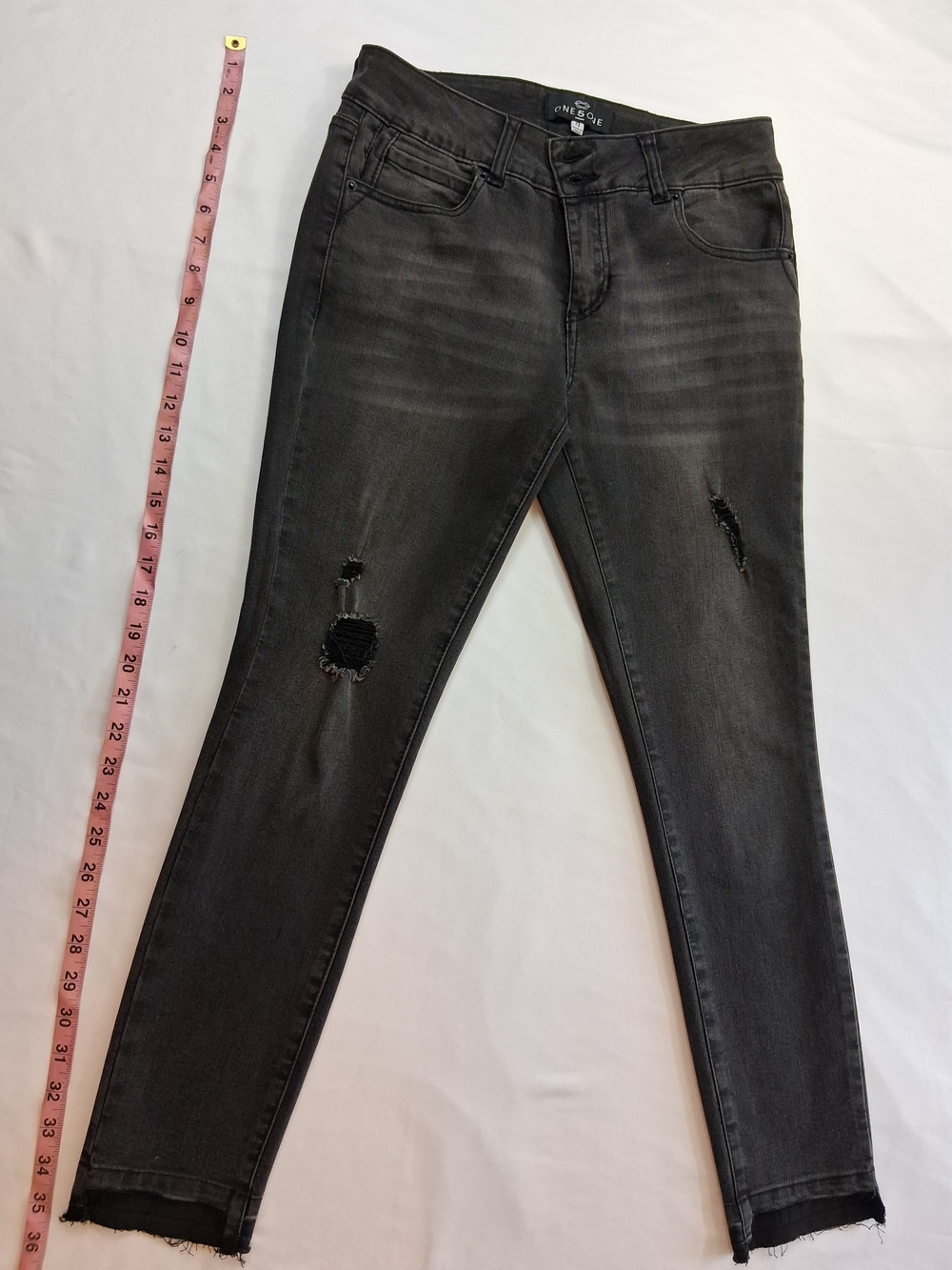 one 5 one Women's Black Washed Distressed Skinny Jeans